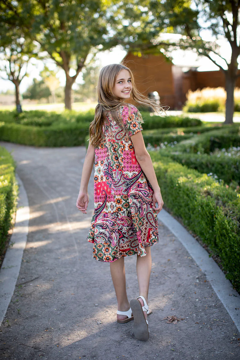 Mini April – london bridges clothing