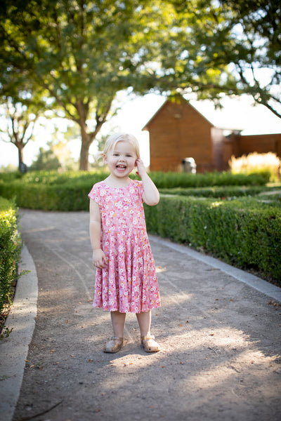Reese Twirl Pink Daisy