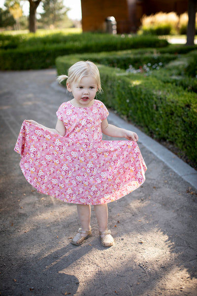 Reese Twirl Pink Daisy