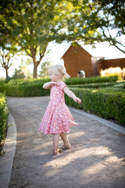 Reese Twirl Pink Daisy