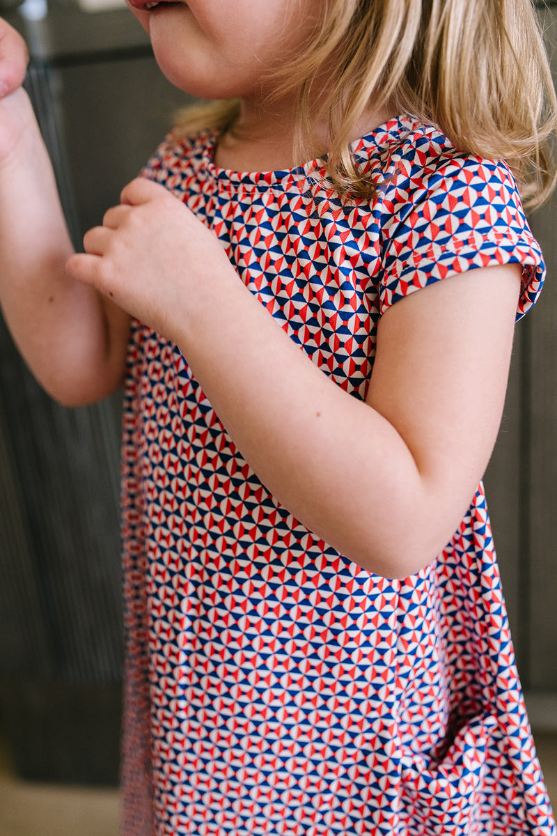 Mini April Retro – london bridges clothing