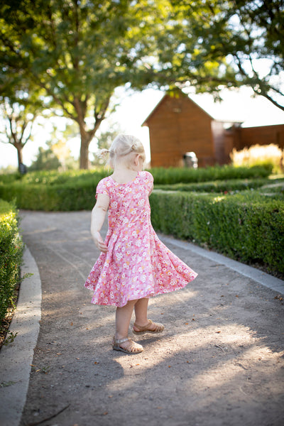 Reese Twirl Pink Daisy