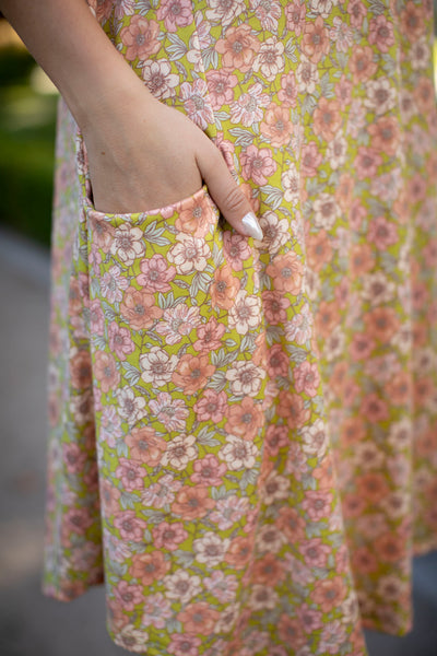 April Dress Retro Floral