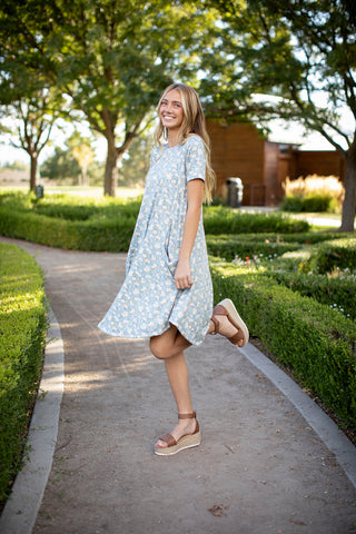 April Dress Blue Daisy