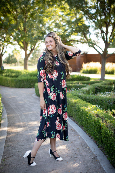 Jessi Dress Black & Peach Floral