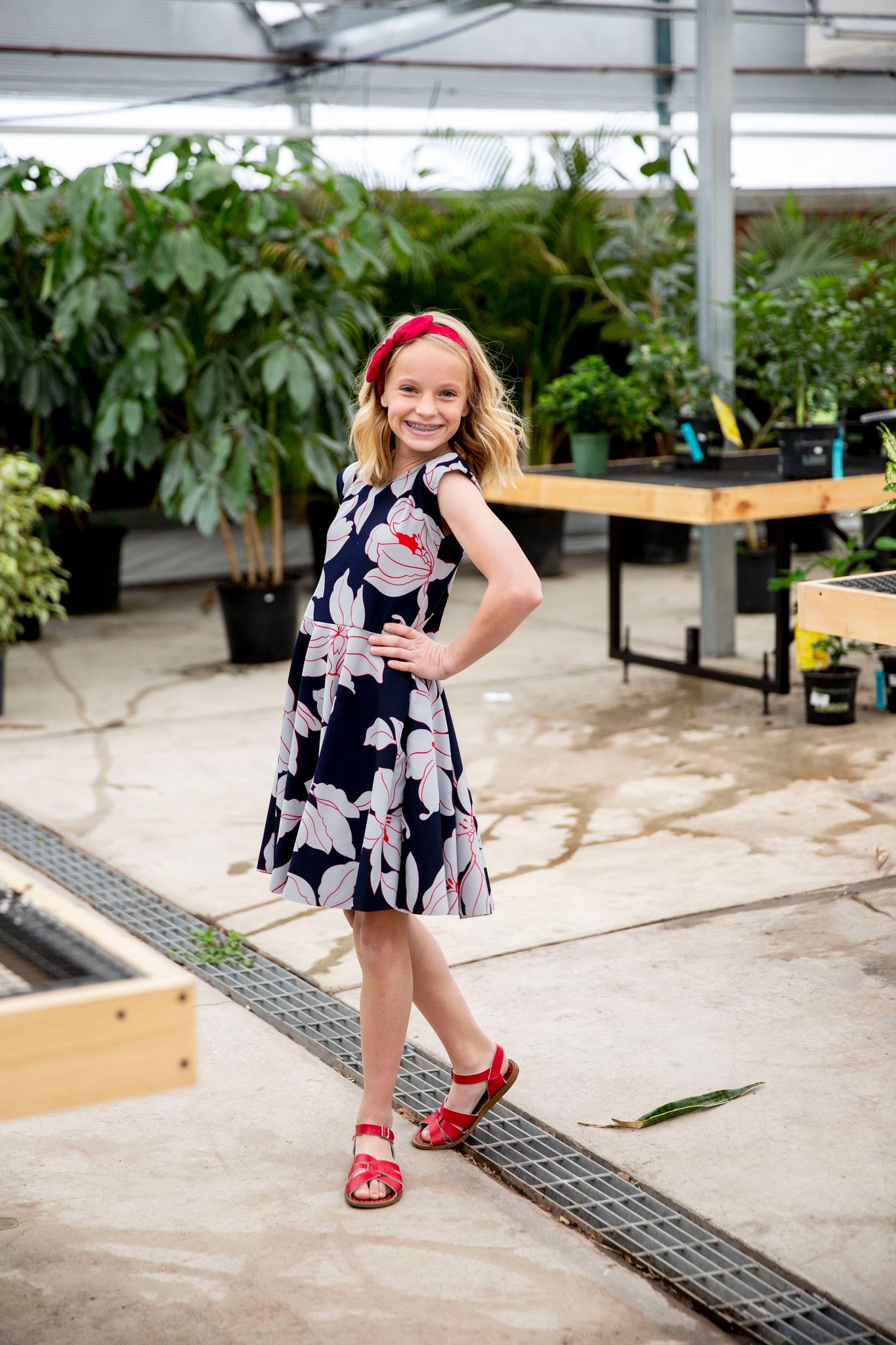 Reese Twirl Navy, Gray & Red